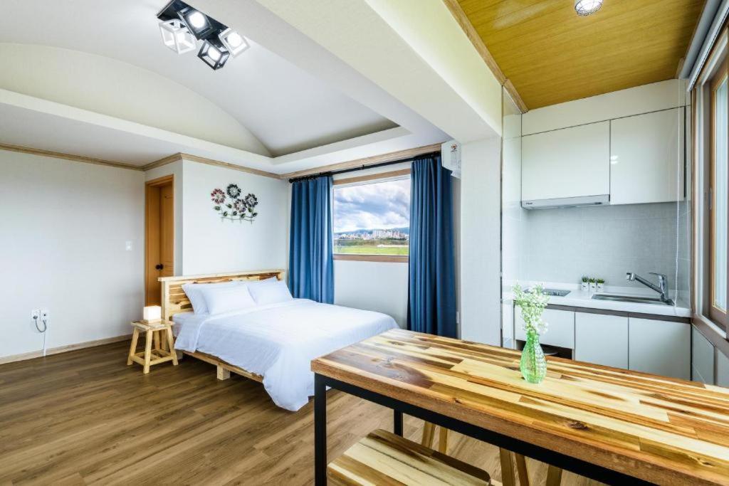 Romance Jeju Pension 외부 사진