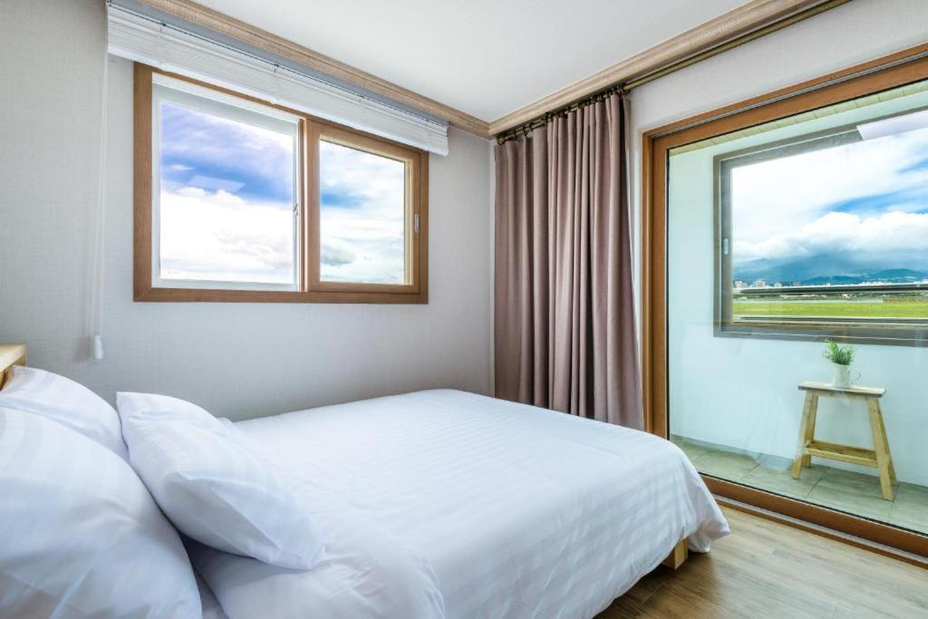 Romance Jeju Pension 외부 사진